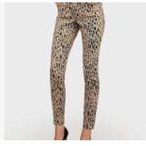 Express High Rise Ankle Legging (Borrowed covershot)